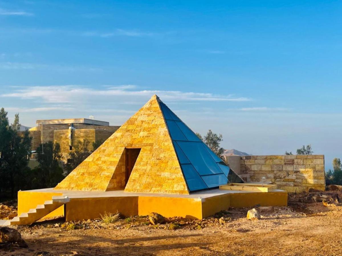 Deadsea Octagon Hotel Madaba Eksteriør billede