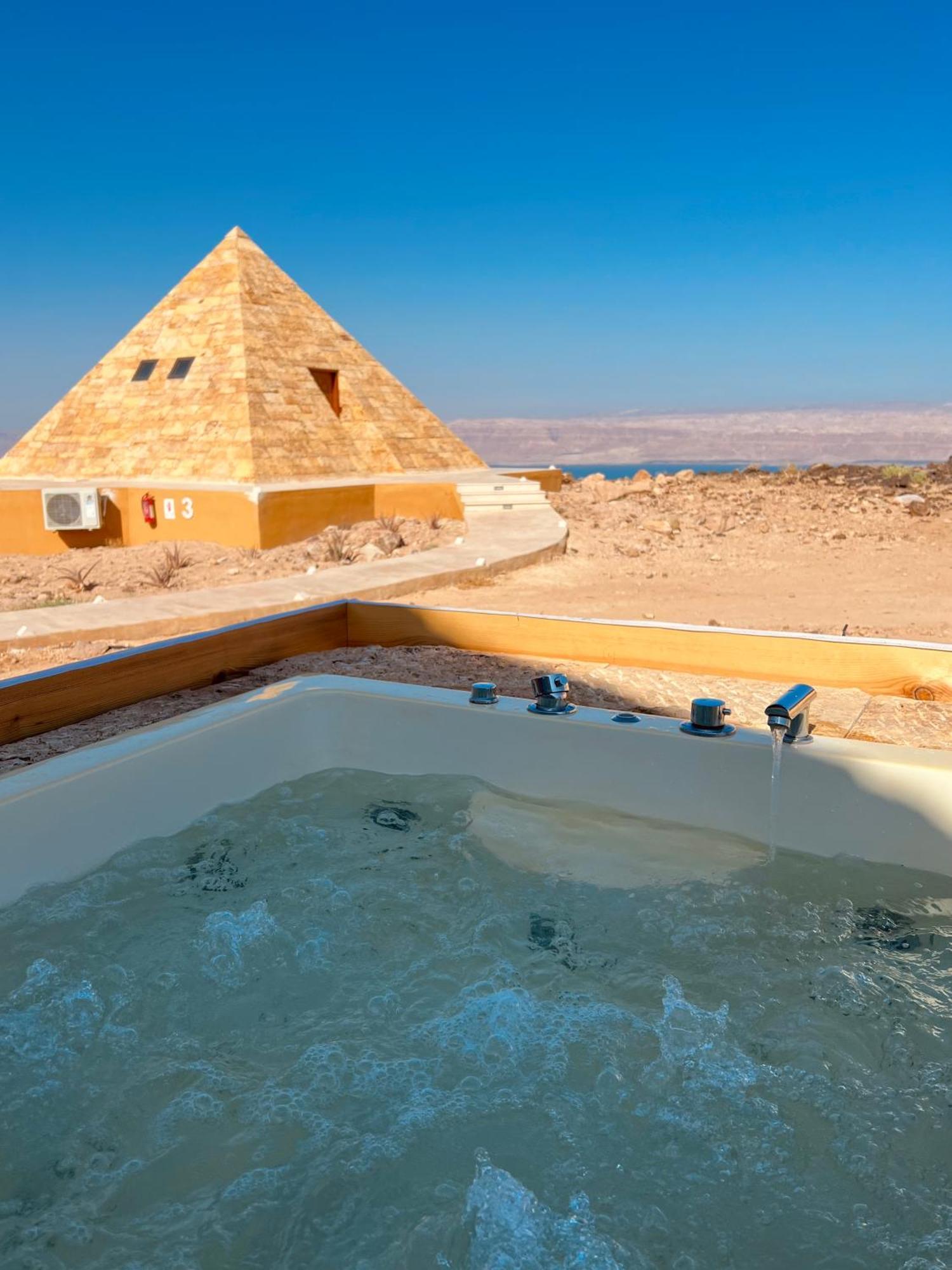 Deadsea Octagon Hotel Madaba Eksteriør billede